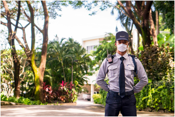 Mobile patrol security guard in Canoga Park